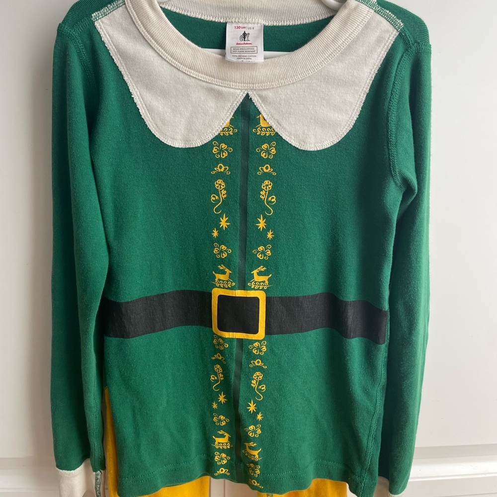 Buddy the Elf Hanna Andersson pajamas size 8
Christmas pajamas
